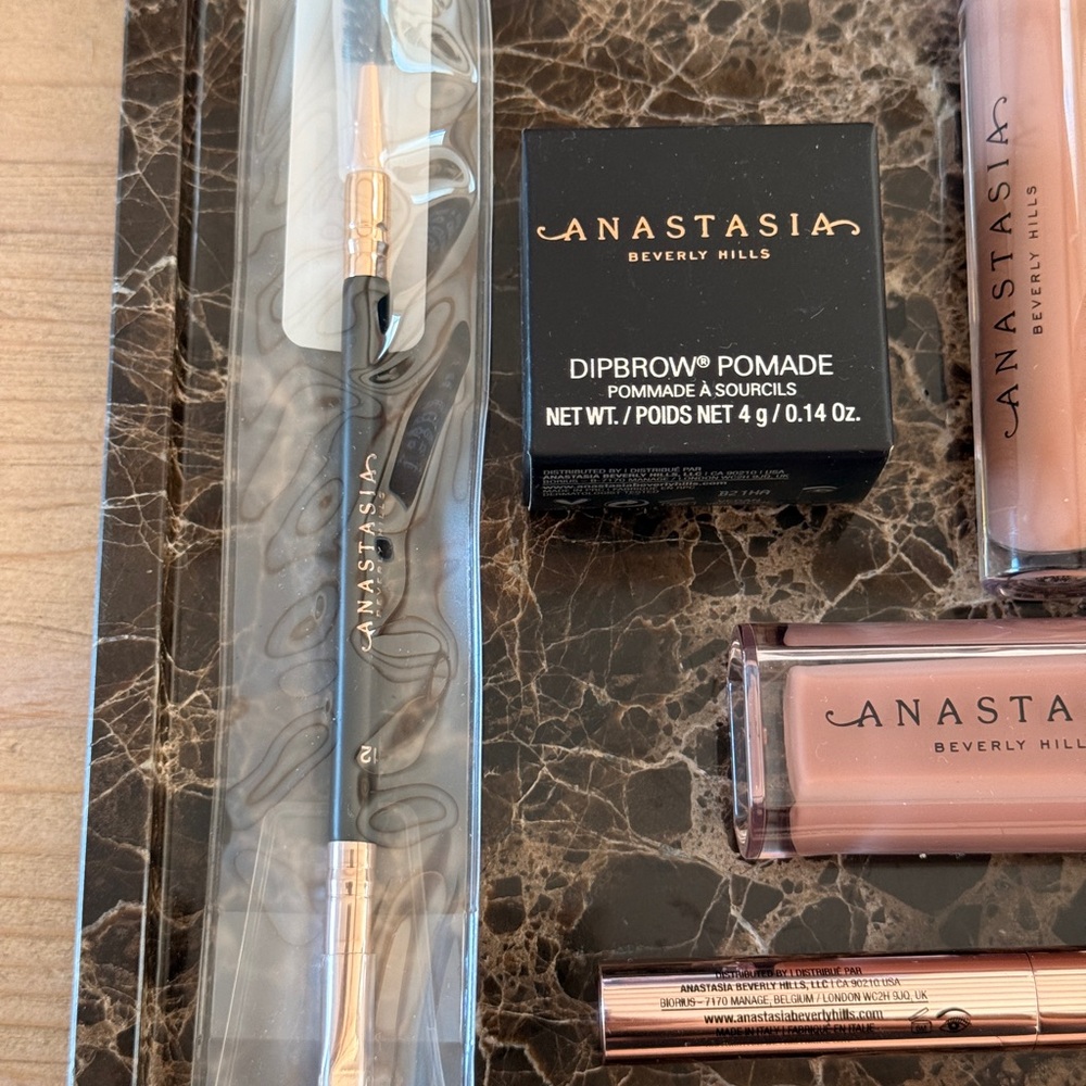 Anastasia Beverly Hills Makeup Bundle- Nude and Brown - Picture 8 of 15